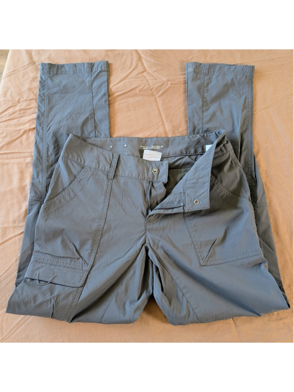 Columbia Women's Straight Leg Outdoor Pants in Slate Gray